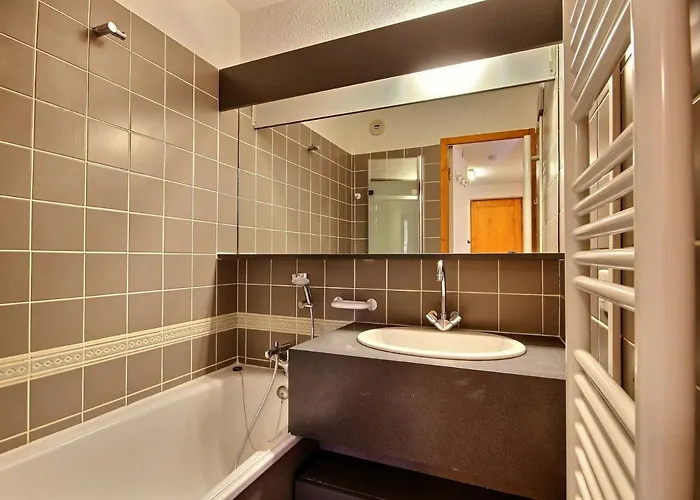 Splendide Renove 2 Pieces Au Pied Des Pistes - Fr-1-455-90